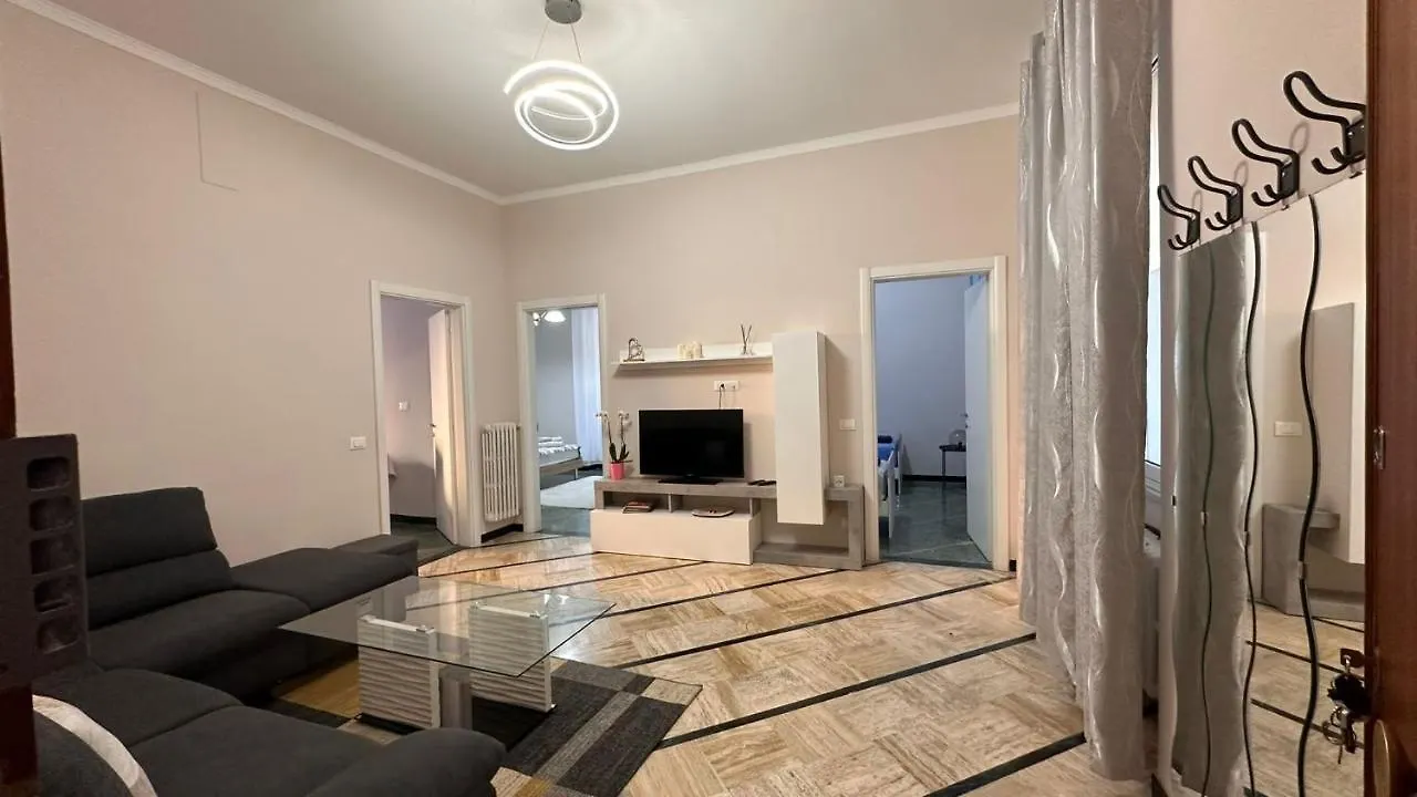 Edens House Con Parcheggio Privato Gratuito Apartment Rapallo 0*,
