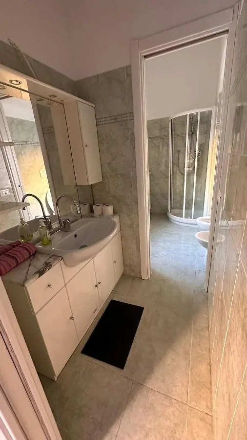 Edens House Con Parcheggio Privato Gratuito Lägenhet Rapallo